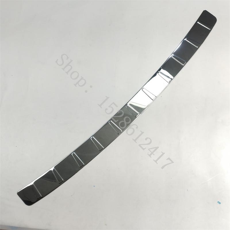 For Volvo XC60 2018 ~2025 Car Accessories Stainless Steel Rear Bumper Protector Sill Trunk Tread Plate Trim