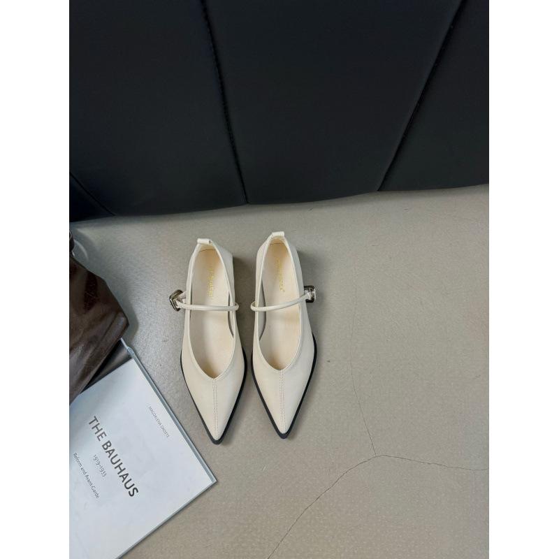 2025 Spring and Autumn New Fashion Versatile Niche Design Sense Pointed One-word Buckle Mary Jane Shoes Single Shoes Shu