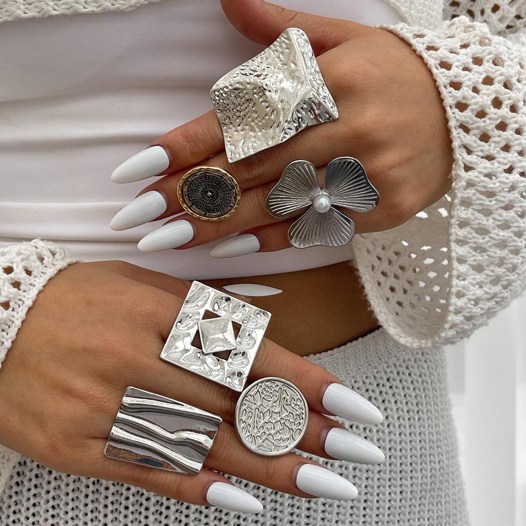 DIEZI Vintage Flower Geometric Knuckle Rings For Women Punk Vintage Fashion Gold Silver Color Imitation Pearl Joint Ring Jewelry