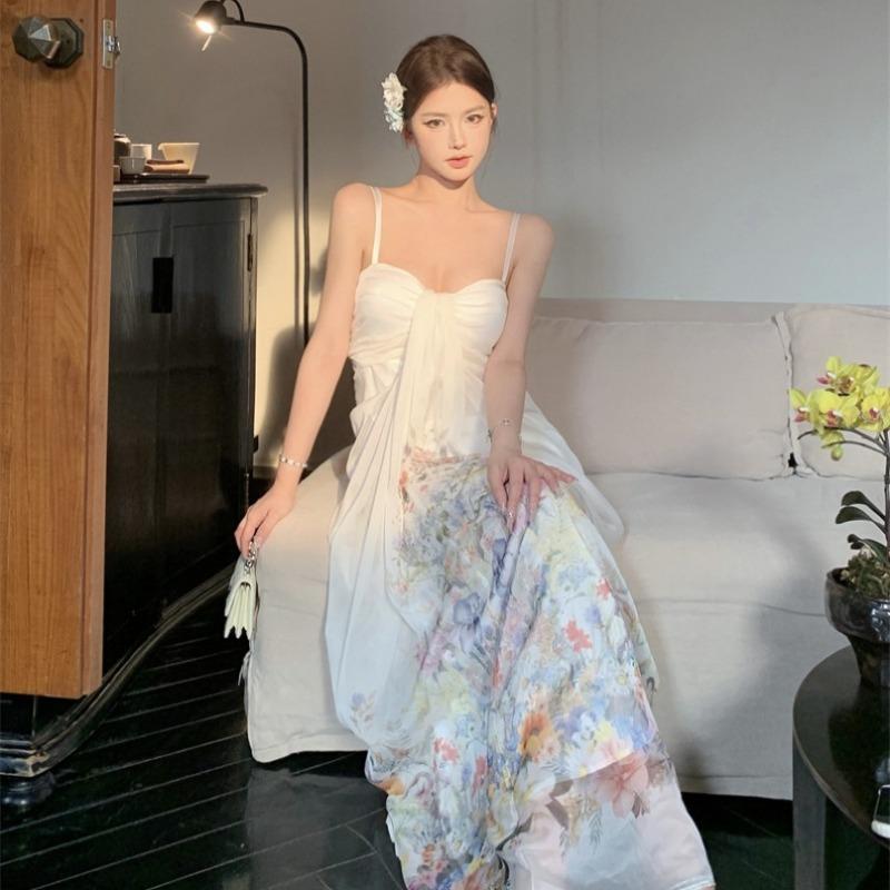 New Chinese Bustling Streamer Seaside Vacation Dress Women's Summer French Sexy Backless Suspender Dress