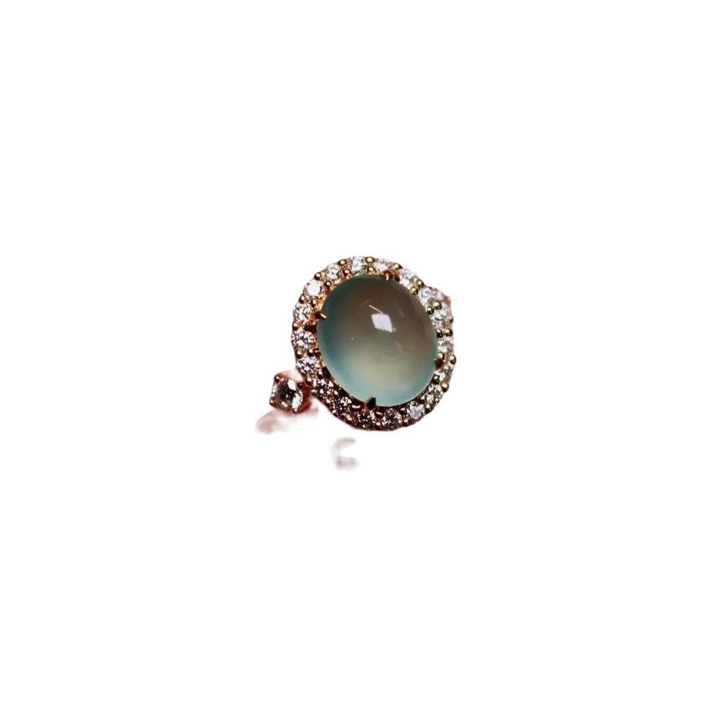 New Chinese Imitation Green Chalcedony Ring For Women Vintage Light Luxury Niche Design Fashionable Elegant Finger Jewelry