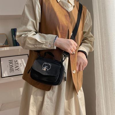 Neue Cartoon niedlicher Bär bedruckte kleine Tasche weiblich, süße weiche Mädchen Umhängetasche weiblich Student Canvas Tasche