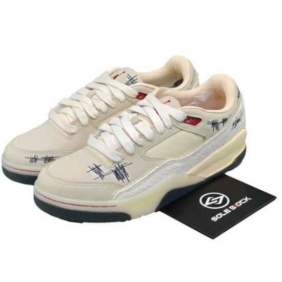 

Хто Вирішує Війну × Nike WMNS Flight Court Муслін HQ2958-100 Жіночий Касто EU 38.5 слонова кістка