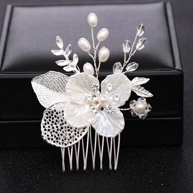 Handmade Silver Crystal Flower Hair Comb Pearl Rhinestone Flower Hair Combs for Women Bride Hair Jewelry Wedding Hair Accessorie