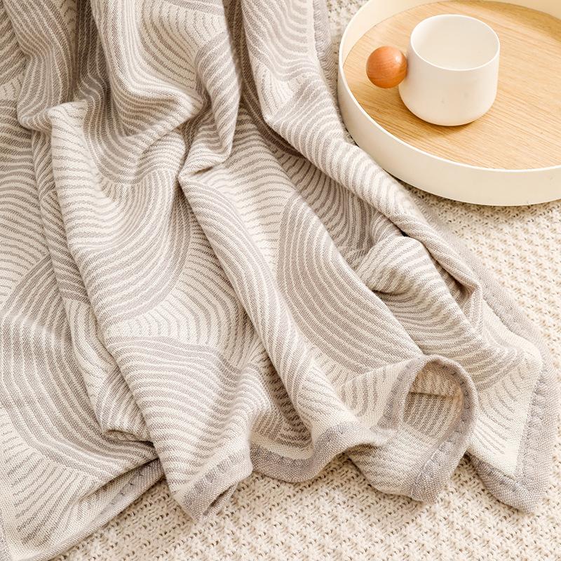 Leichter Luxus Aero Überwurfdecke Gewebte Jacquard Fleece Sofaabdeckung Decke Tragbare Camping Couchdecke Bequeme Klimaanlagen Nickerchen Decke