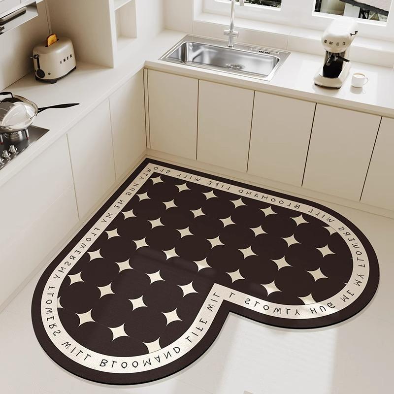 Heart-Shaped Diatom Mud Floor Mat, Kitchen Dirt-Resistant And Easy To Take Care Of Floor Mat Internet Celebrity Entry Door Bathroom Non-Slip Quick Su