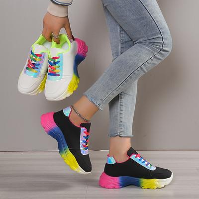 Frühling und Herbst neue Keilabsatz Einzelne Schuhe Außenhandel Übergröße Heißverkaufende Sportliche Einzelne Schuhe Regenbogensohle Dad Shoes Spot Running Damenschu