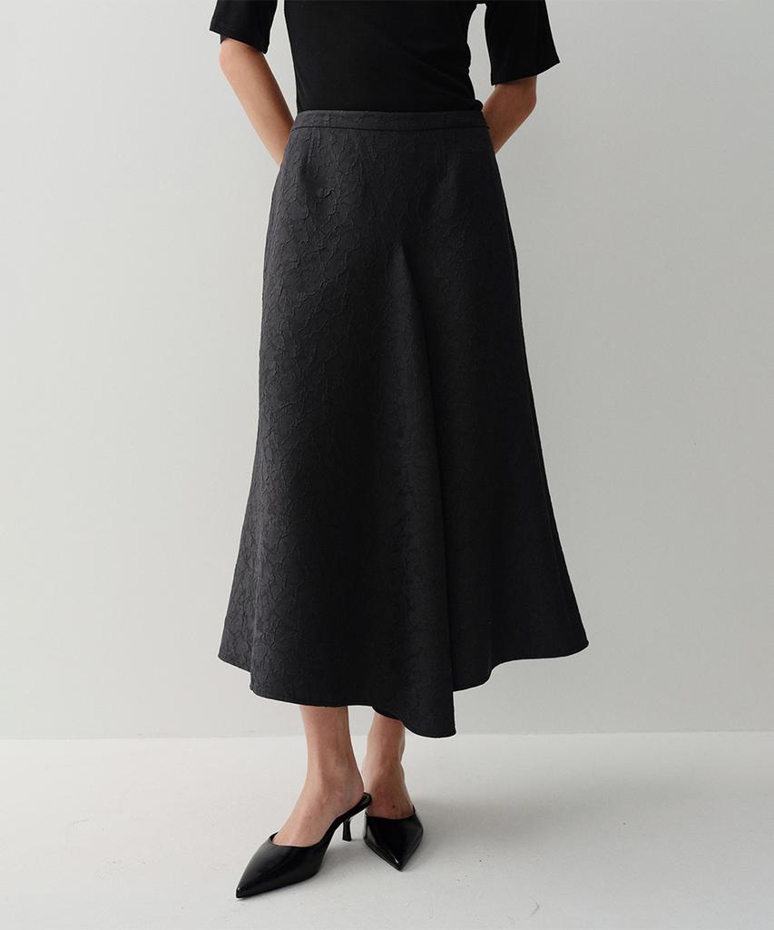 Ia Jacquard Drapery Flare Skirt (Black)
