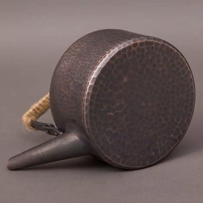 Handcrafted Vintage Thickened Copper Kettle,Hammer Texture Weave With lid Handheld 800 ml Pot,Heat Resistant Filter Tea Pot
