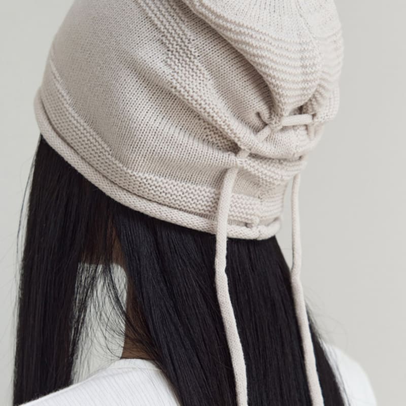 SIS A Contrast Embo String Beanie [grayish Beige]