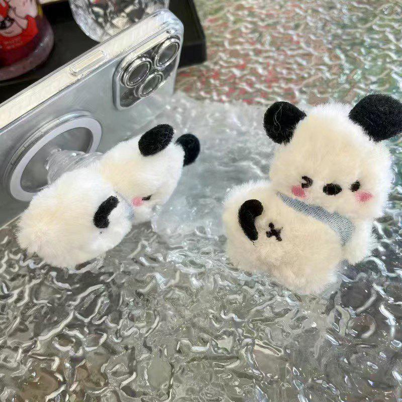 Autumn/Winter Cute Black Plush Magnetic Phone Holder - Portable Telescopic Stand