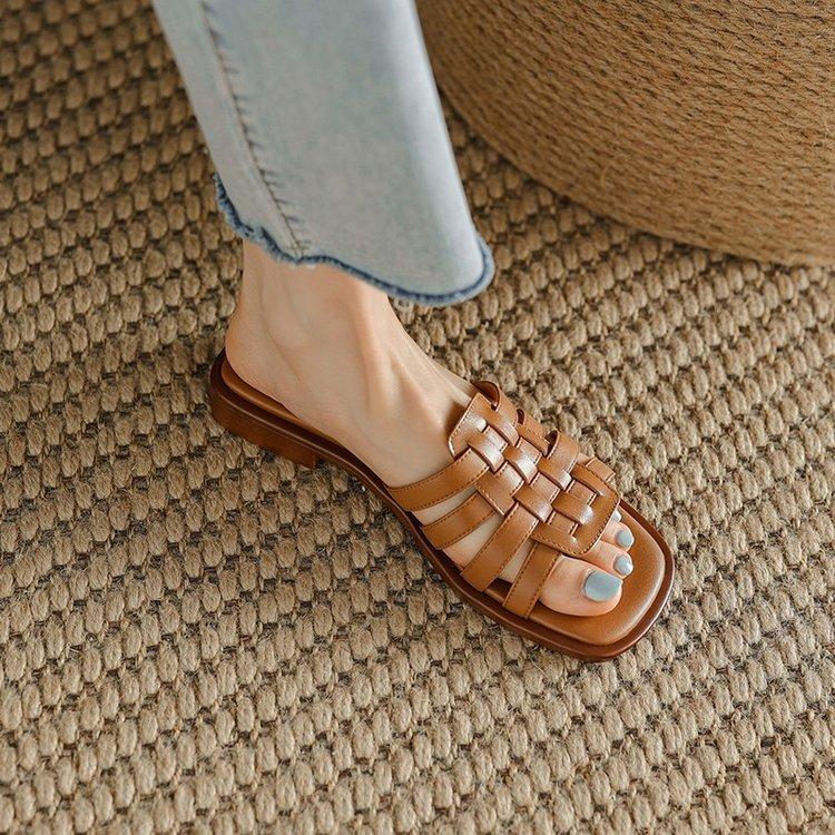 Women's Roman Shoes, Women's Summer One-piece Cool Slippers, Women's Flat Bottomed Soft Leather Slippers, Women's Outdoor Wear, Flat Heel