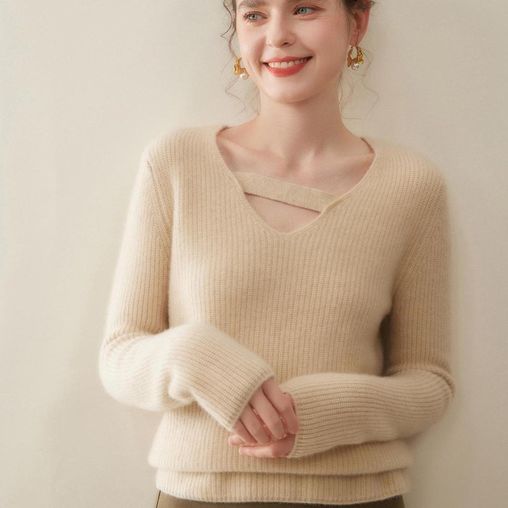 Women's Cashmere V-Neck Sweater - Elegant Rice Stitch Design, New Lazy Style, Simple Knitted Base Layer.