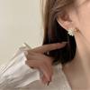 Retro Luxury Gold Color Geometry Trim Edge Imitation Pearl Piercing Stud Earrings for Women Bride Wedding Designer Jewelry Gifts