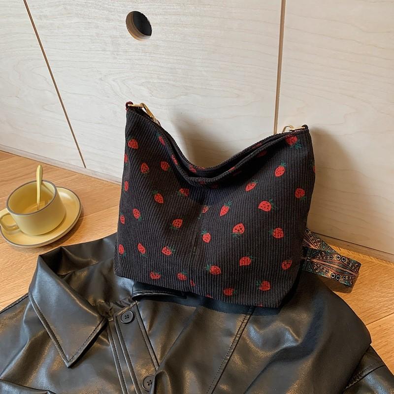 Trendy And Chic Fall Tote Bag For Women Spacious Casual Crossbody Handbag чёрный
