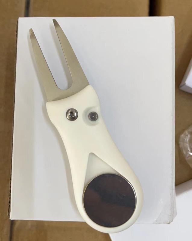Compact Folding Mini Golf Divot Repair Tool with Logo Support
