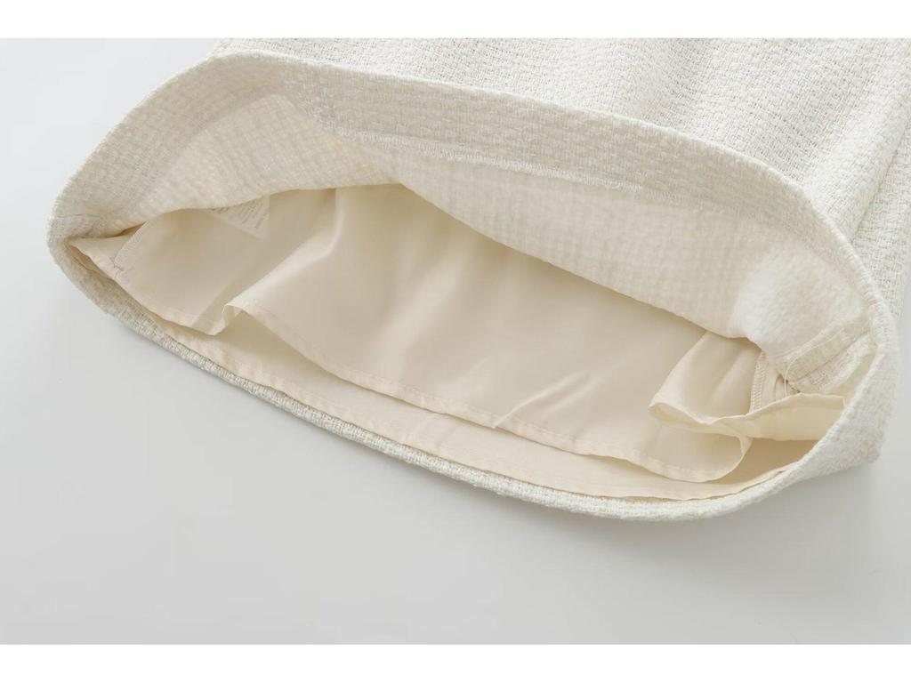 2024 Autumn Women’s European & American Style Textured Coat & A-Line Skirt Set with Turn-Down Collar and Long Sleeves