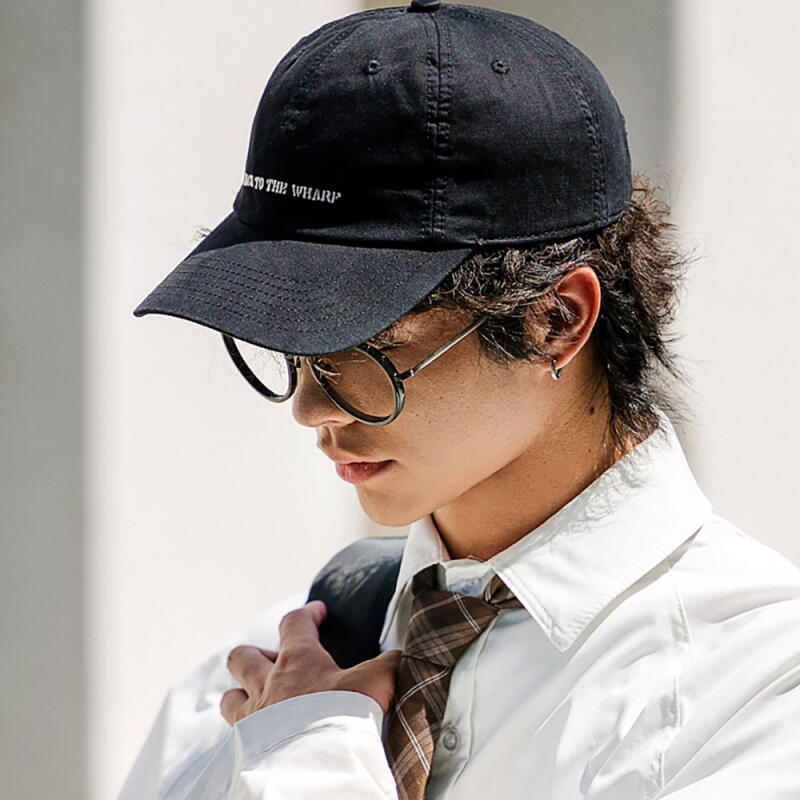 On the Moment Lettering Cotton Logo Ball Cap C1 Black BLACK
