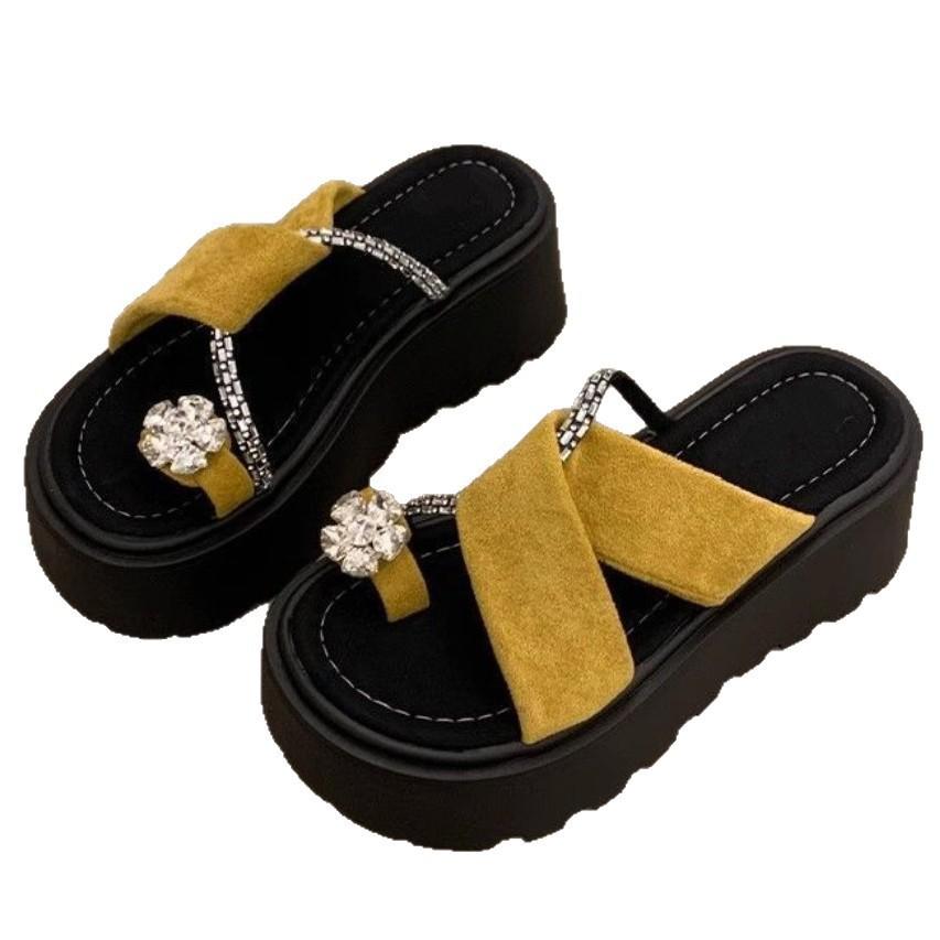 One-word set of toes new rhinestone girl 2025 summer thick-soled French fairy wind outer wear slippers crystal flower sandals