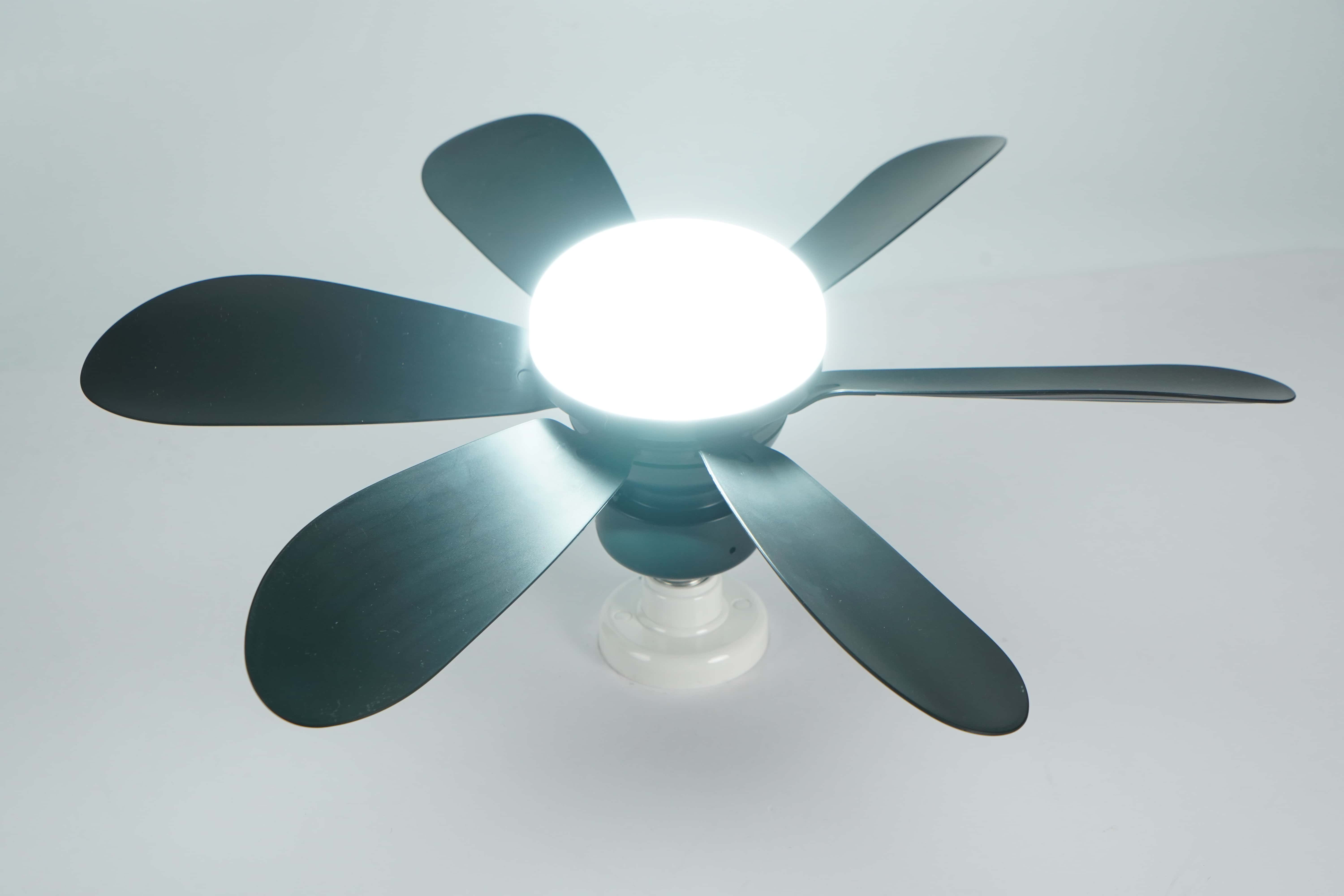 

Ceiling Fan Light with Remote 3 Fan Speeds Small Ceiling Fan Light E26 Screw Ceiling Fan with Lights for Small Rooms Kitchen чёрный