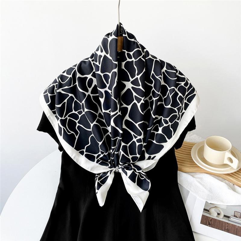 90*90cm Printed Flora Square Shawls Wrpas Scarves Ladies Kerchief Neckerchief Head Hijab Lady Headband Foulard