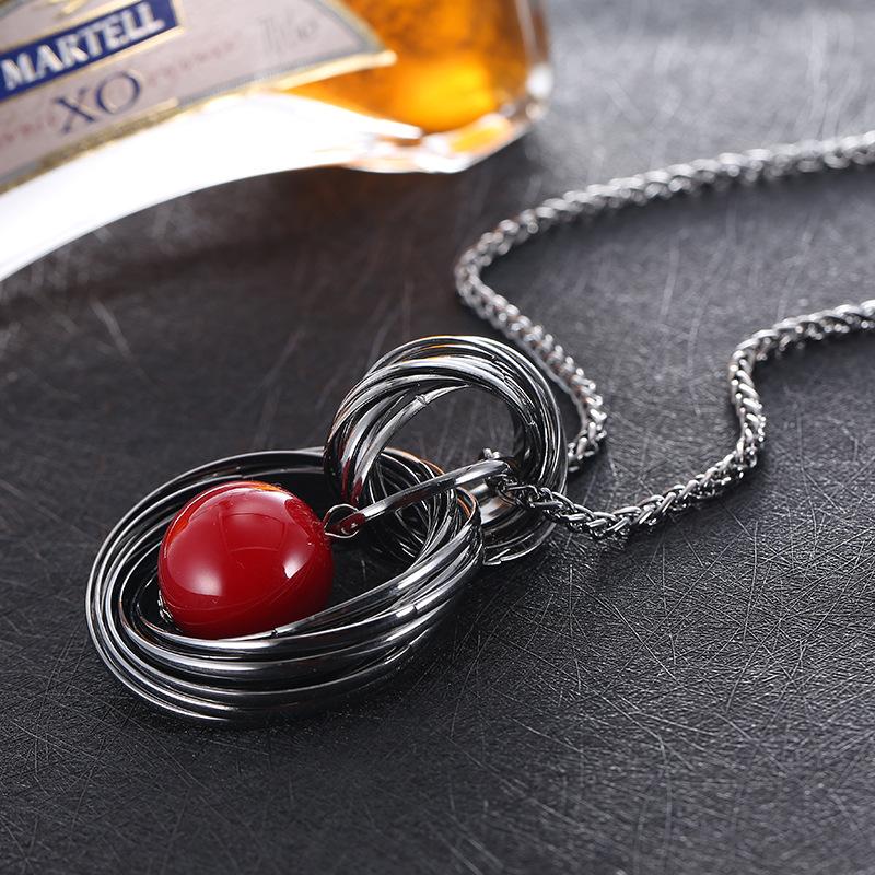 Europeisk och amerikansk retro cirkelhalsband lång dam röd pärla tröjkedja klädtillbehör