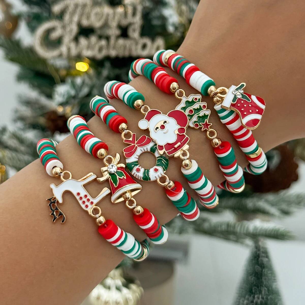 

SHIXIN 6Pcs/Set Cute Santa Claus Christmas Tree Socks Elk Charm Bracelet Women Polymer Clay Beaded Bracelets New Year Jewelry