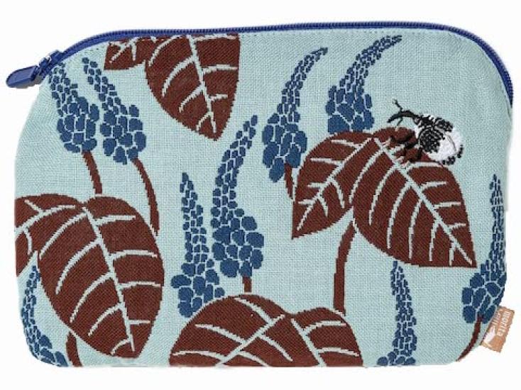 Morita MiW Pouch, Flower and Weevil Design, Light Blue. The MiW color harmony of the front, lining, and zipper is fresh. Made from a slightly tightly
