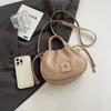 Retro bucket bag women's bag 2024 autumn new fashion indentation handbag versatile shoulder messenger bag