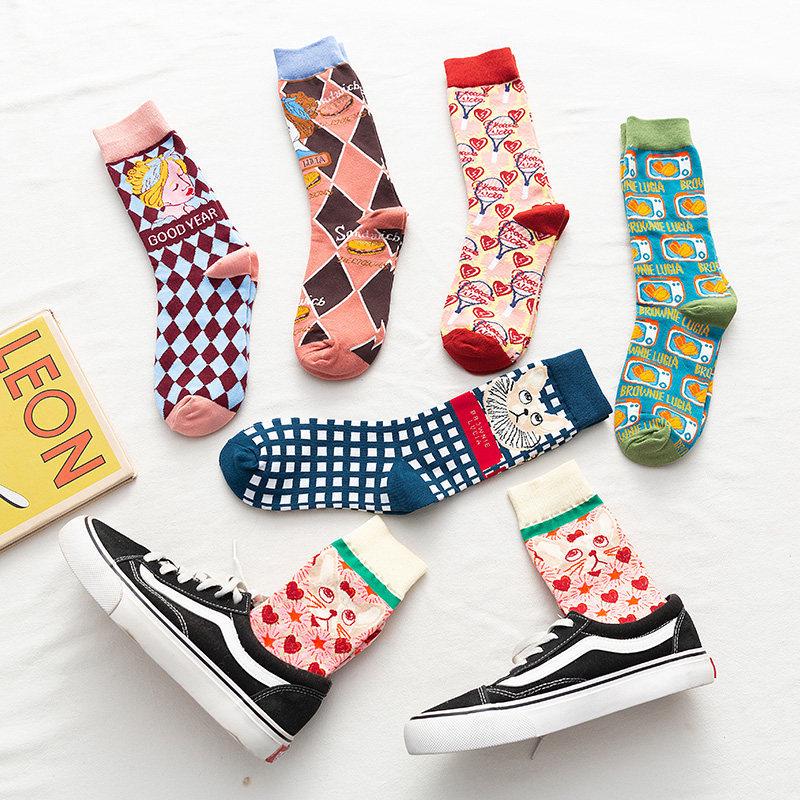 Lolita Mid-Calf Graffiti Kitten Socks - Trendy Japanese Illustration for Autumn/Winter