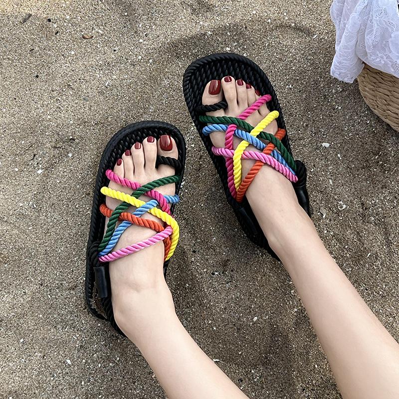 

Мода 2025 НОВЫЕ Летние Женские Удобные и Элегантные Сандалии Низкий Каблук Базовые Сандалии Женские Шлепанцы Пляжные Сандалии Женские 40