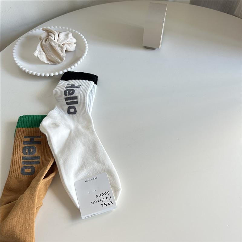 Women s spring, autumn and winter color matching French cotton socks белый