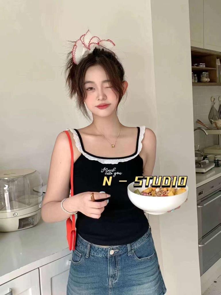 High-Quality Dopamine Lace Slim Fit Cotton Camisole with Latex Breast Pad - Sweet, Stylish Inner or Outer Wear for Women