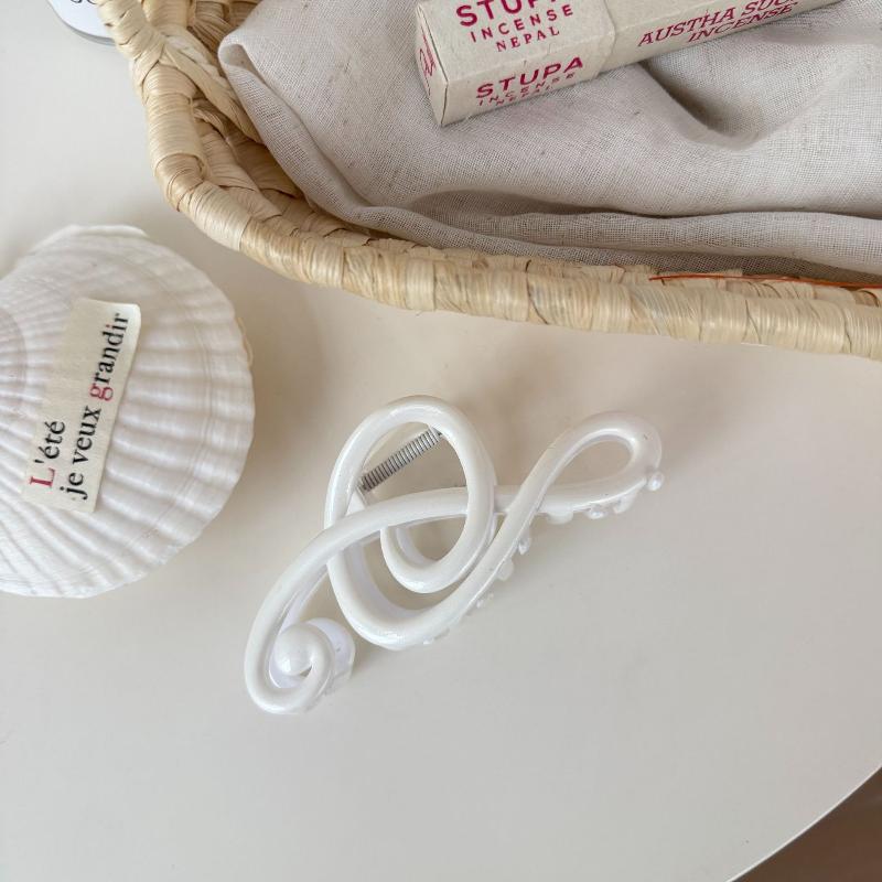 Sweet Musical Note Shape Hair Claw Clips Creative Minimalist Fashion Strong Hold Hair Clips for Women Bridesmaid Wedding Decor