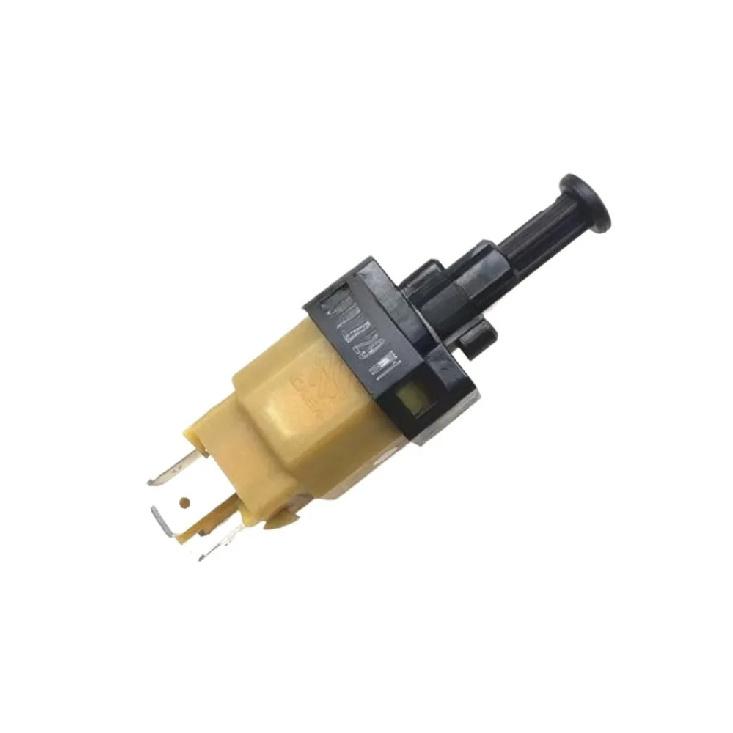 S18-3720030 A21-3720010 Foot Brake Brake Light Switch for Chery Fulwin 2 A3 A1 M1 X1 Tiggo 3X E3 E5 Arrizo 3 5 7 GX G3