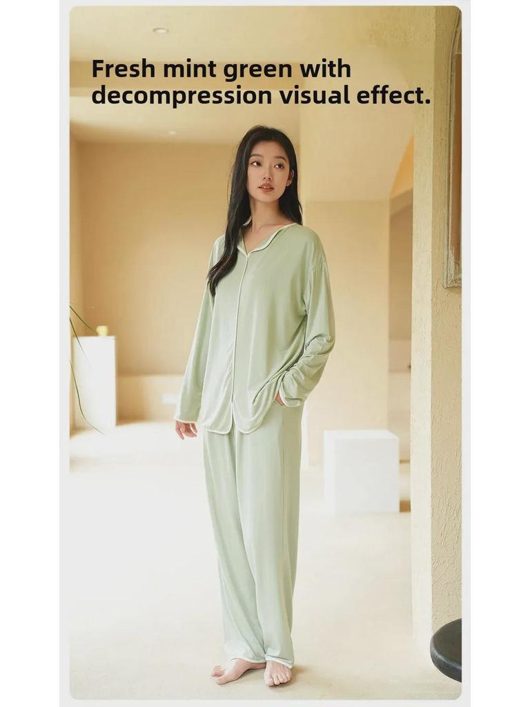 Women's High-End Modal Pajama Set: Long-Sleeved Top, Trousers, Chest Pads - Ideal for Autumn and Winter