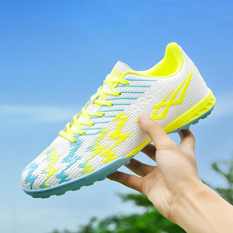 2025 New Low-top Football Shoes, Lightweight Artificial Ground Broken Nails, Adult Men's and Women's Actual Combat Training Shoes
