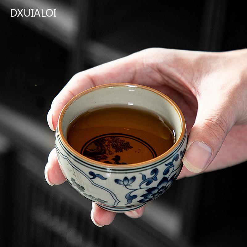 85ml Vintage blue and white porcelain teacup Underglaze color Handmade tea cup Ceramic teacup Souvenir Kungfu Tea cup 2PCS