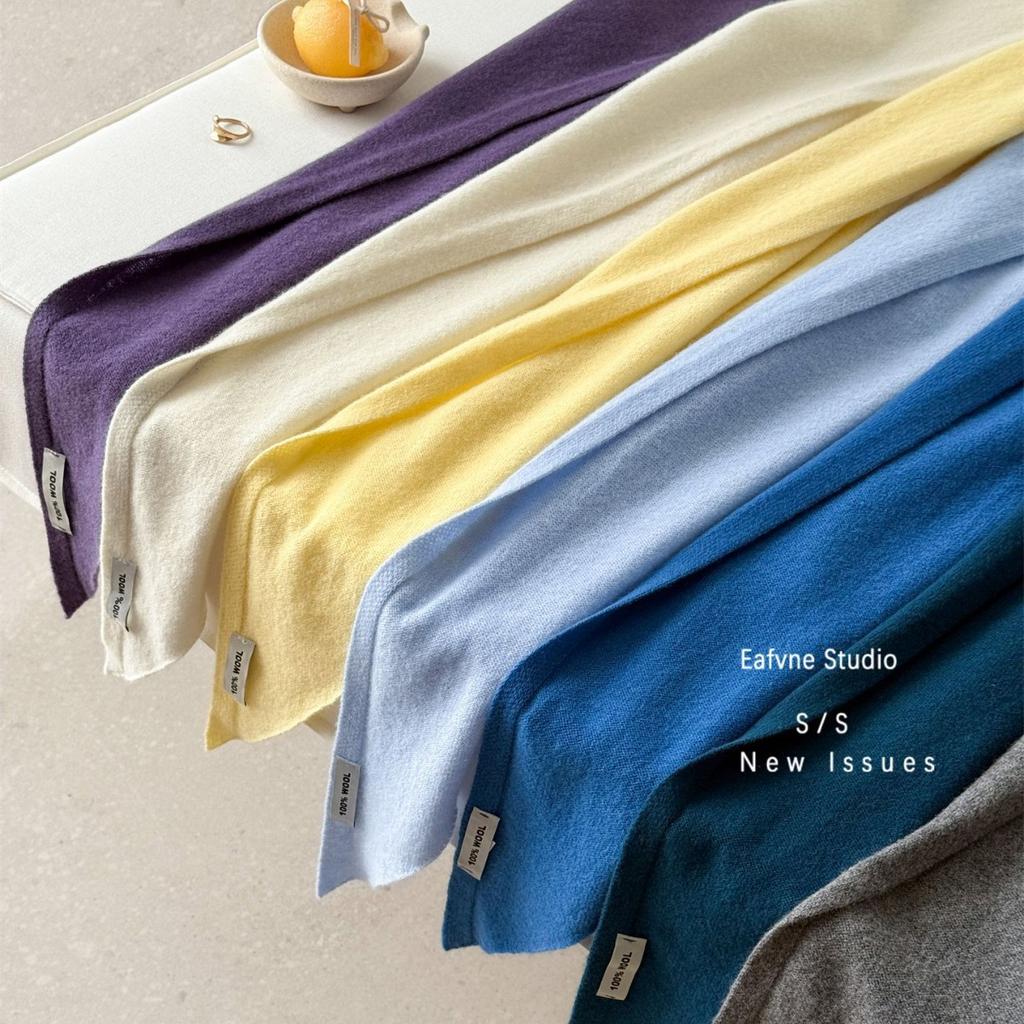 All Wool Knitted Triangular Scarf A Solid Color Versatile Shawl for Autumn and Winter  A Warm Shoulder Shield