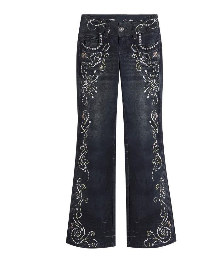 Cross-border European and American women`s clothing