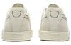 Puma Clyde Nein. 1 'Milchig Elfenbein'