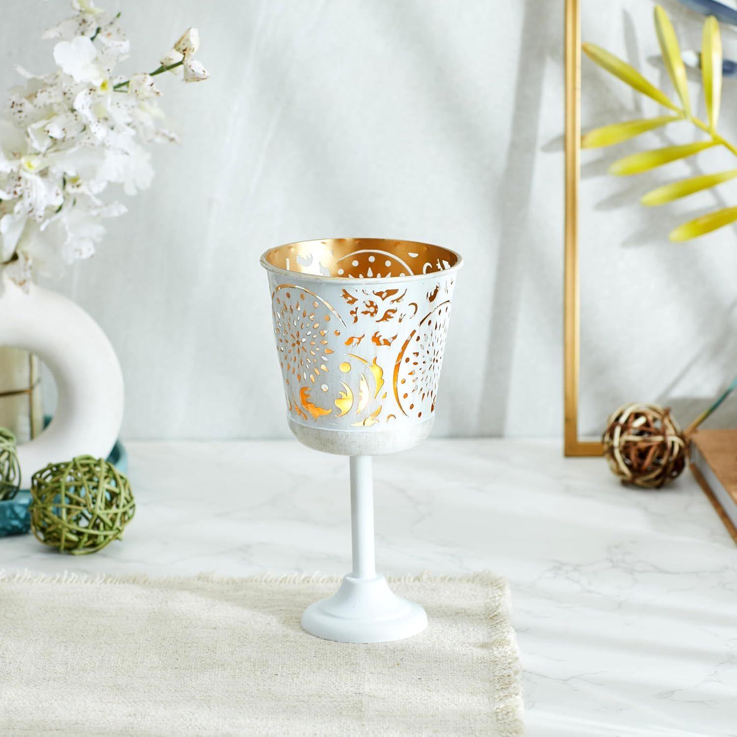 

Декоративный кованый подсвечник для чайной свечи | Стильный | для декора в помещении и на улице (Белый с золотой текстурой)