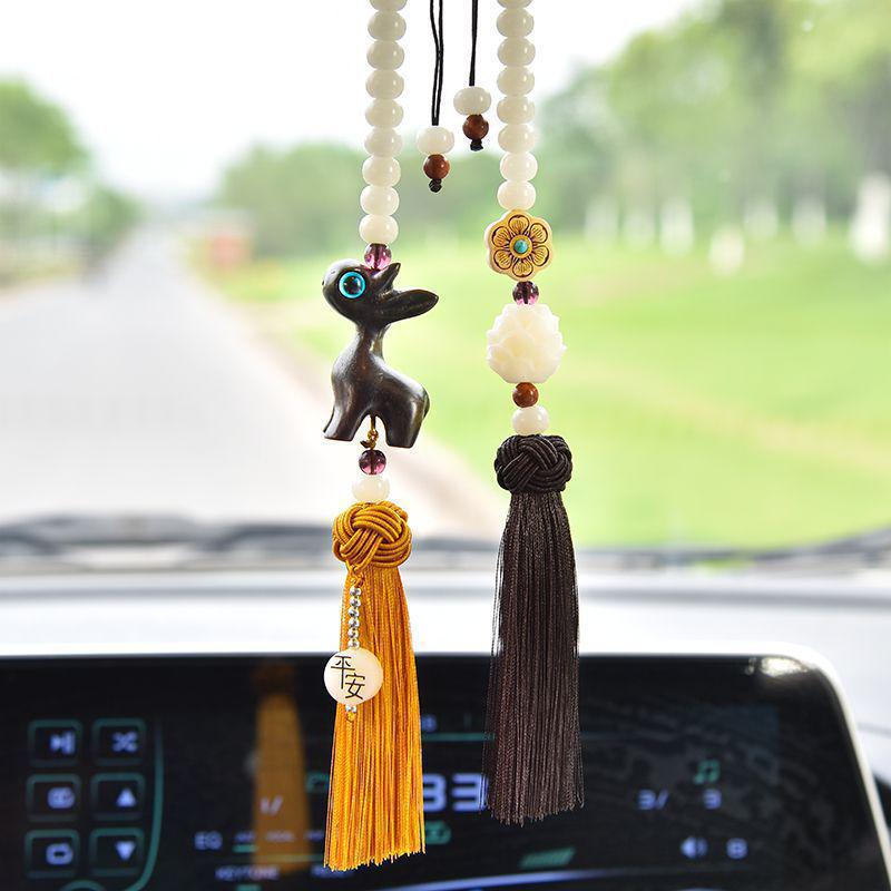 Sandalwood Deer Car Pendant: Cute Rearview Mirror Ornament for Men & Women
