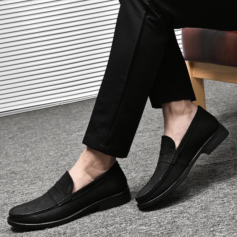 Nové designové pánské kožené boty trend luxusní značka business špičaté boty pro volný čas pánská přezka pánské boty pro muže