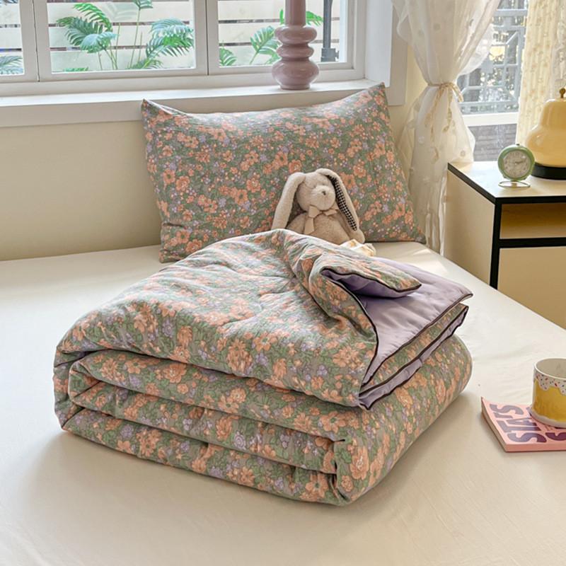 Dog Tulip Bear Rabbit Strawberry Fruit Pattern Printed Air Conditioner Quilt