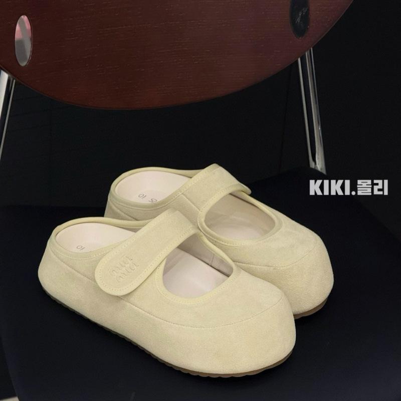 

Candy color Velcro Mary Jane shoes slippers women s 2025 summer new bag head soft sole thick sole versatile cool slippers 39 абрикосовий