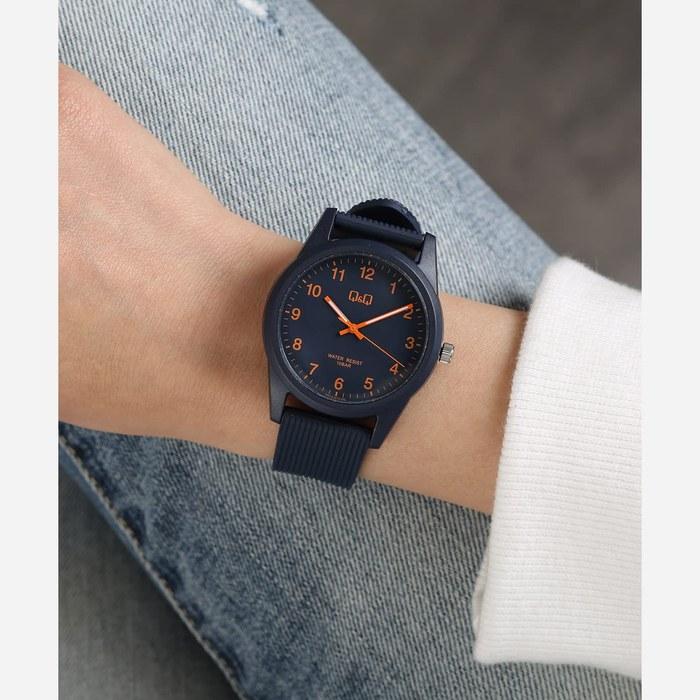 [Citizen Q&Q] Analog Watch Waterproof Urethane Band VS40-012 Navy (1 Count)