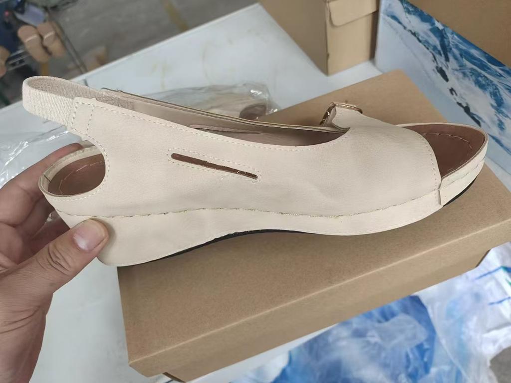 Summer New Wedge Heel Platform Sandals Large Size One Word Fish Mouth Wedge Heel Platform Sandals