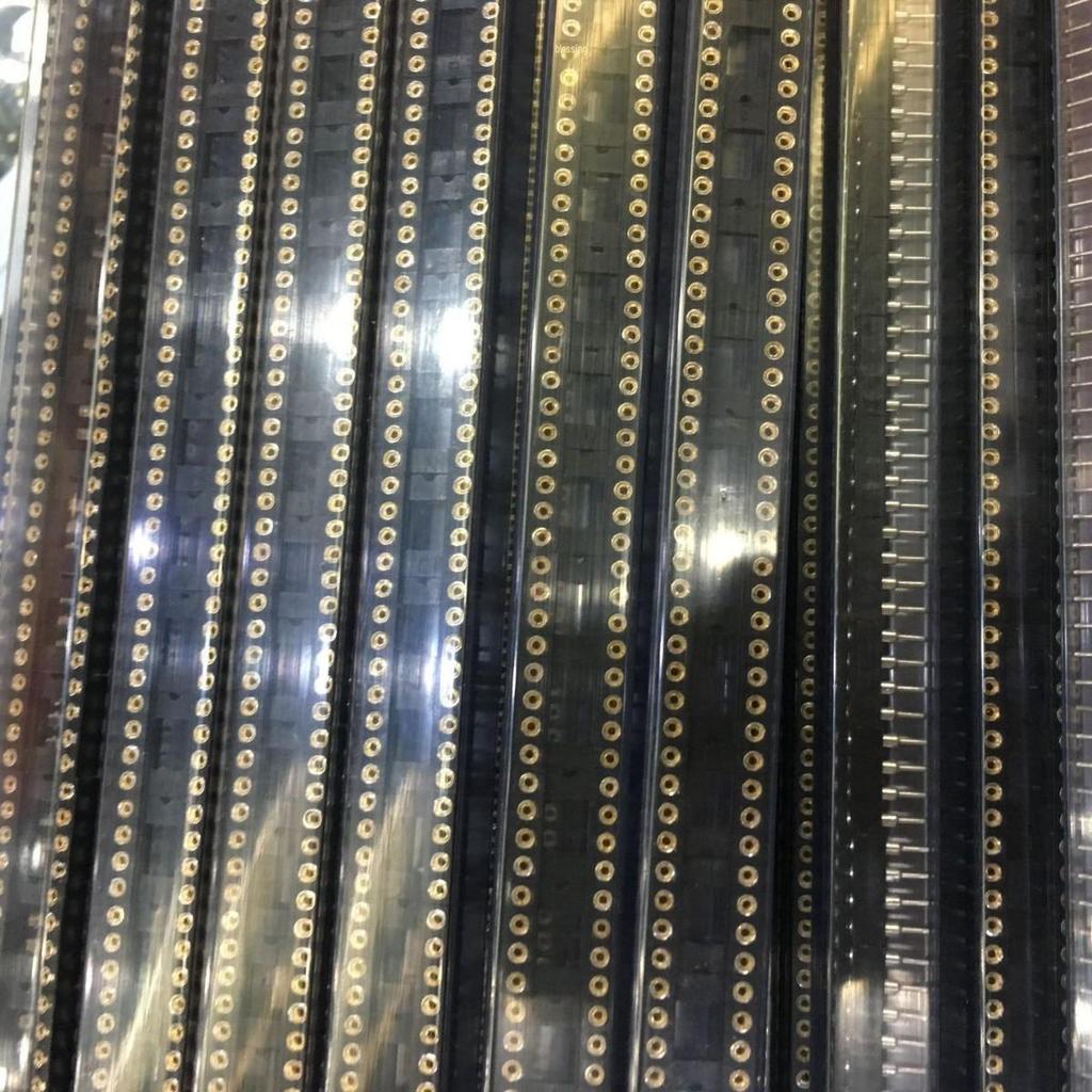 Gold-Plated 8-Pin IC Socket DIP8P Op Amp Base with Round Holes