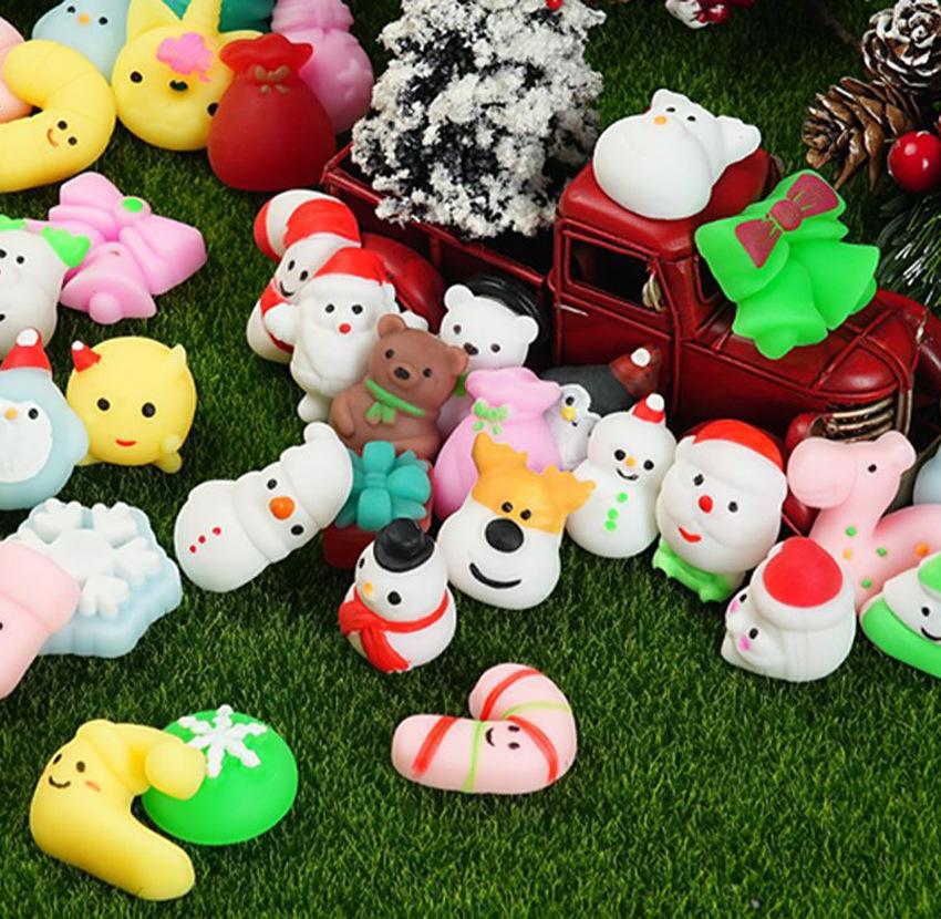 10PCS Christmas Gifts Squeezing toys Kids Birthday Party Favors Christmas Carnival Gift School Reward Treasure Box Gift Filler